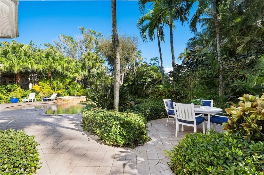 368 Hawser Lane Naples FL 34102