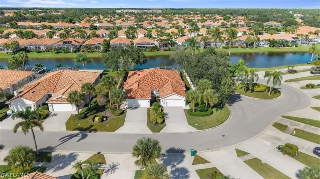 3575 El Verdado Court Naples FL 34109