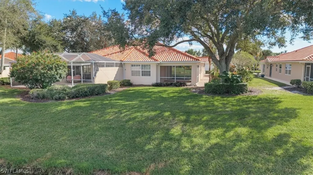3575 El Verdado Court Naples FL 34109