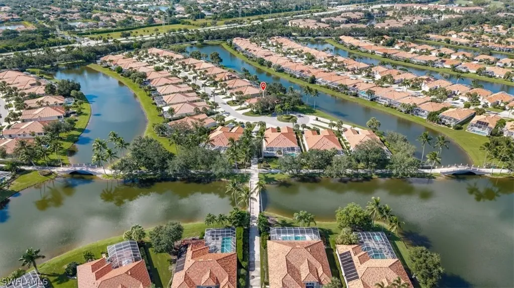 3575 El Verdado Court Naples FL 34109