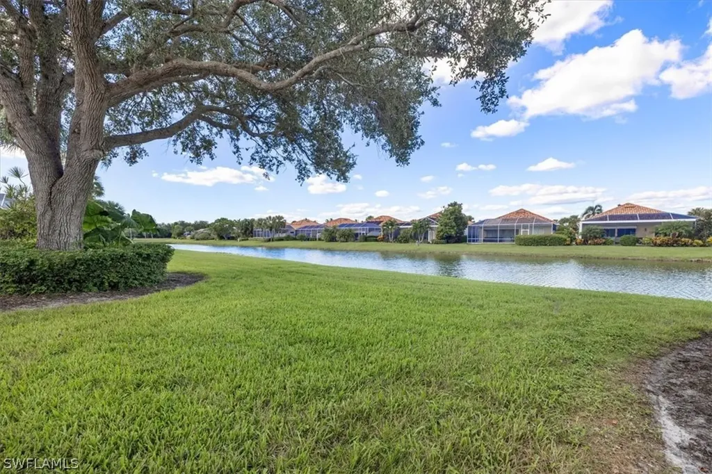 3575 El Verdado Court Naples FL 34109