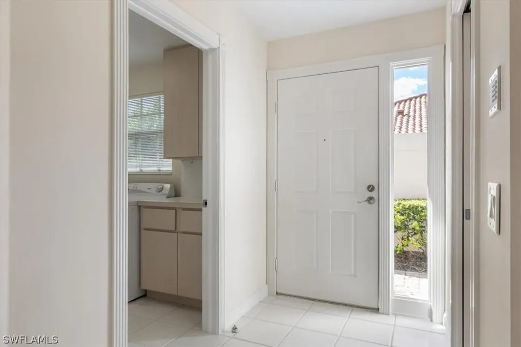3575 El Verdado Court Naples FL 34109