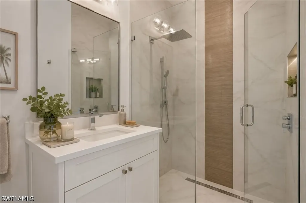 623 Park Shore Drive Naples FL 34103