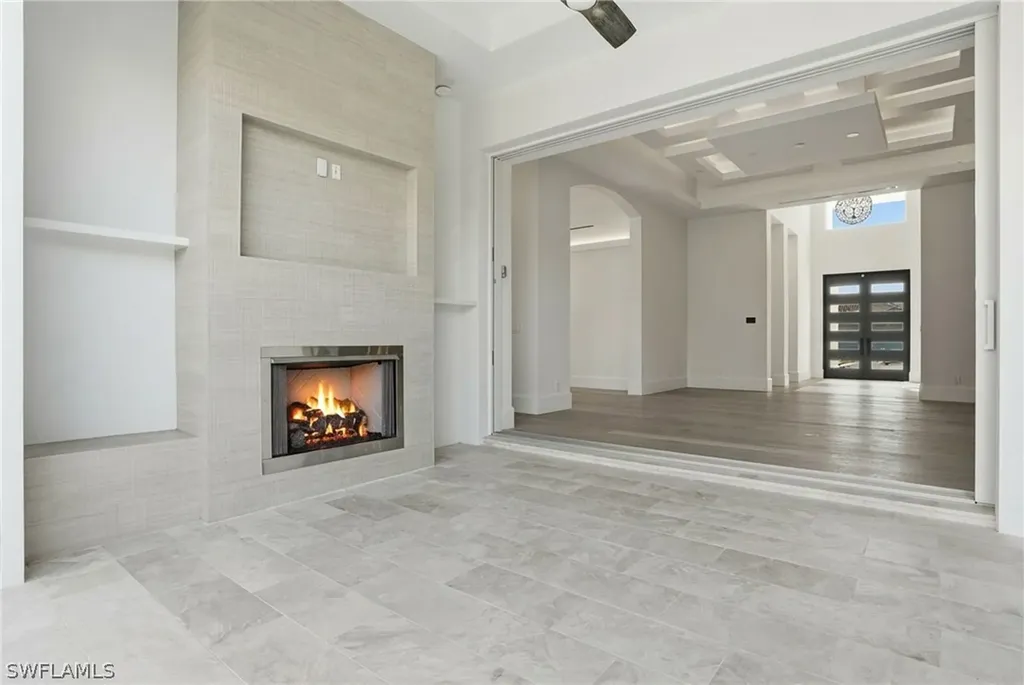 623 Park Shore Drive Naples FL 34103