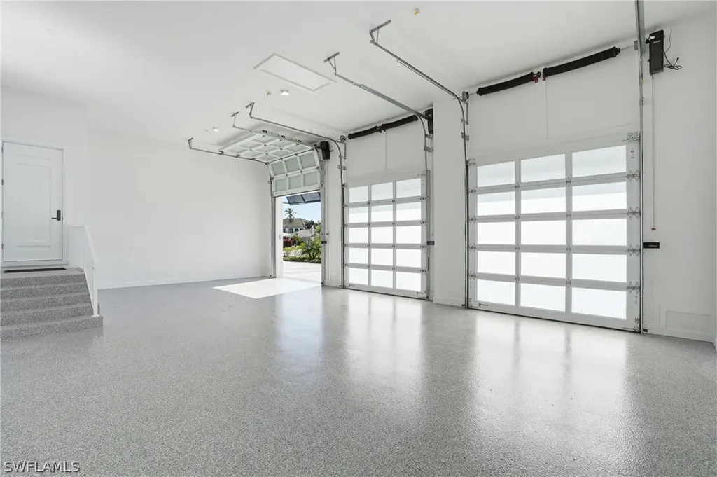 623 Park Shore Drive Naples FL 34103