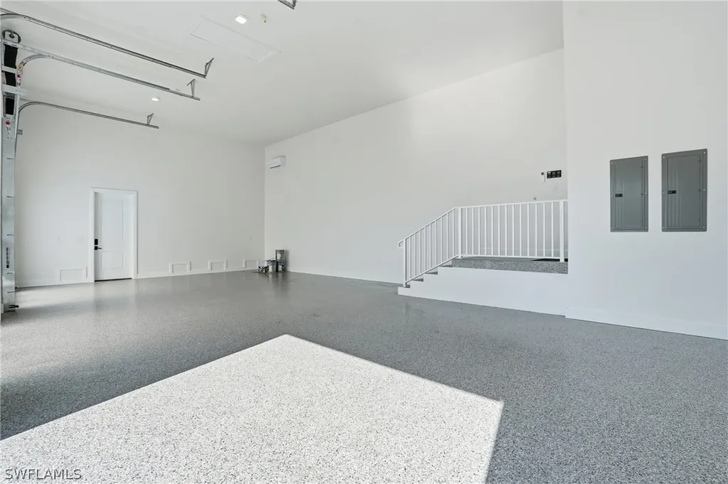 623 Park Shore Drive Naples FL 34103