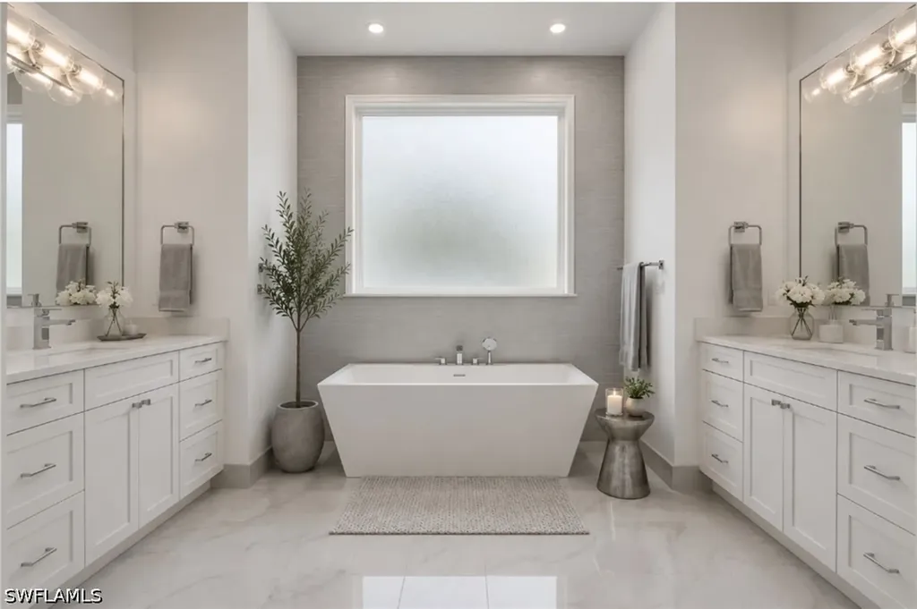 623 Park Shore Drive Naples FL 34103