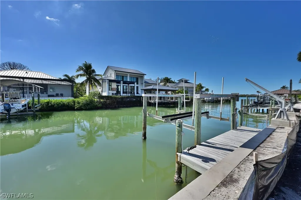 238 6th Street Bonita Springs FL 34134