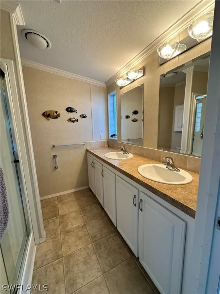 1197 Diamond Lake Circle Naples FL 34114