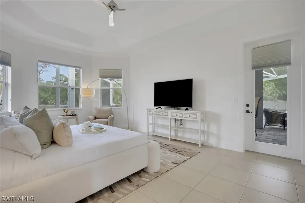 6181 Hidden Oaks Lane Naples FL 34119