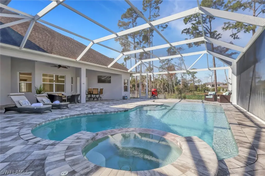 6181 Hidden Oaks Lane Naples FL 34119