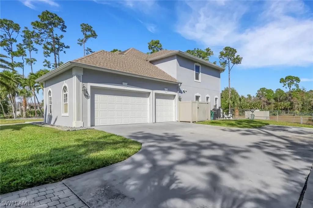 6181 Hidden Oaks Lane Naples FL 34119