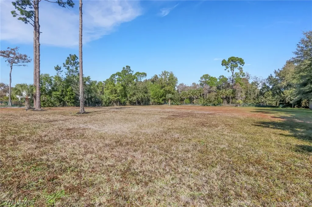 6181 Hidden Oaks Lane Naples FL 34119