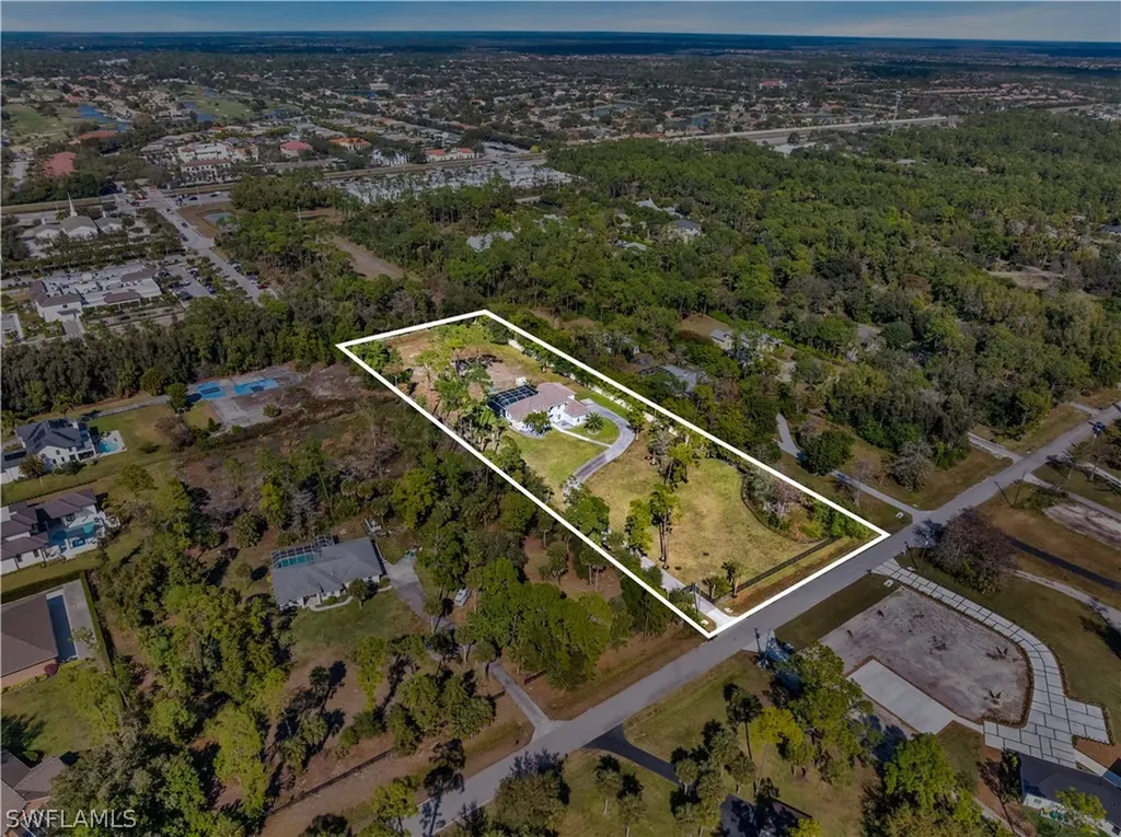 6181 Hidden Oaks Lane Naples FL 34119
