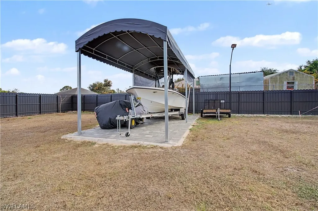 3705 23rd Street SW Lehigh Acres FL 33976