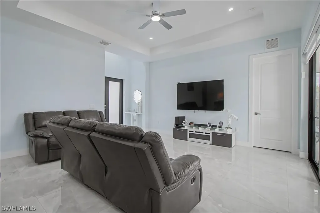 3705 23rd Street SW Lehigh Acres FL 33976