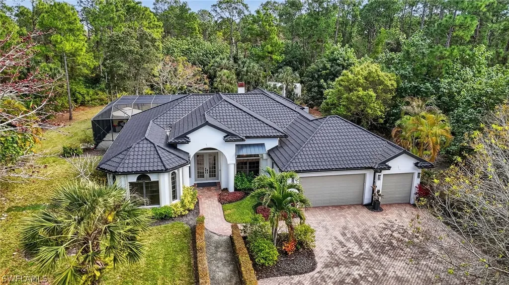 2360 19th Street SW Naples FL 34117