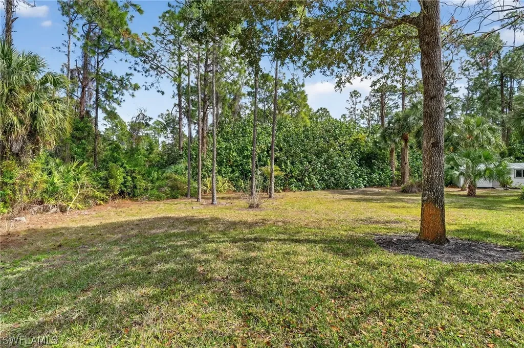 2360 19th Street SW Naples FL 34117
