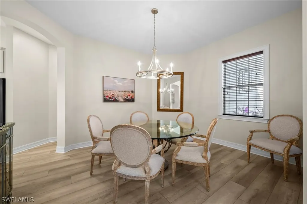 6821 Il Regalo Circle Naples FL 34109