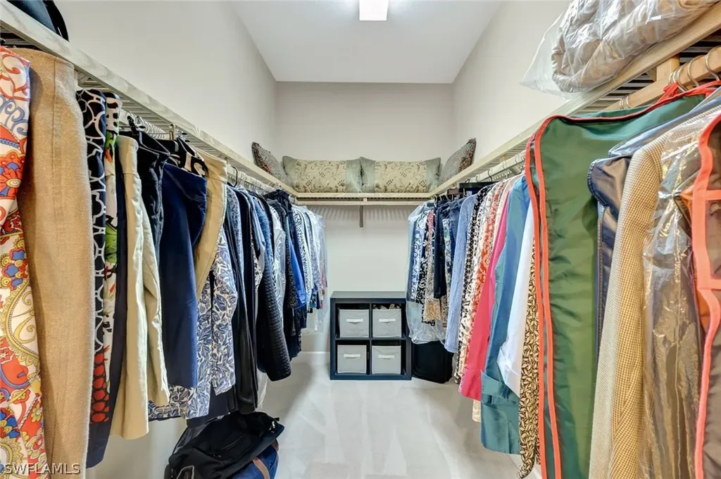 9142 Isla Bella Circle Bonita Springs FL 34135