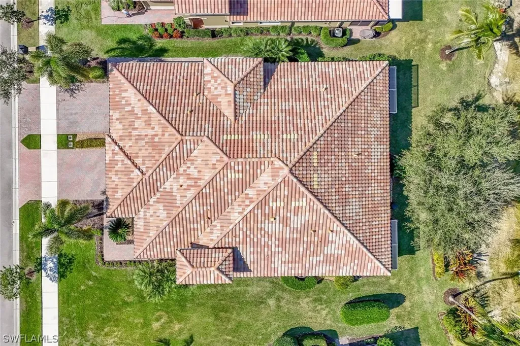 9142 Isla Bella Circle Bonita Springs FL 34135