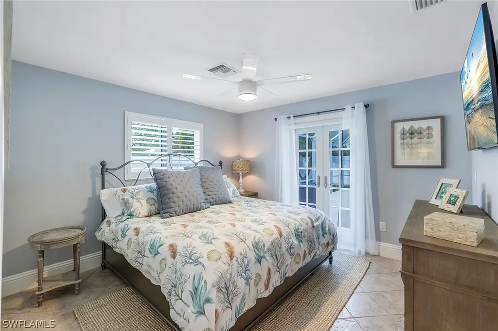 655 Park Shore Drive Naples FL 34103