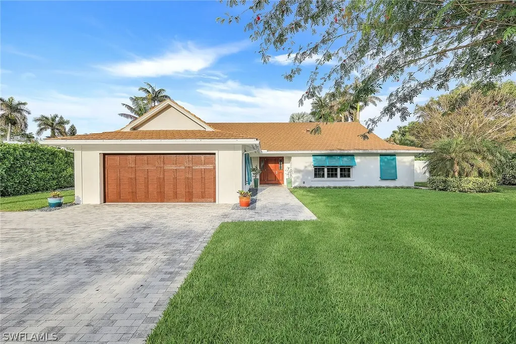 655 Park Shore Drive Naples FL 34103