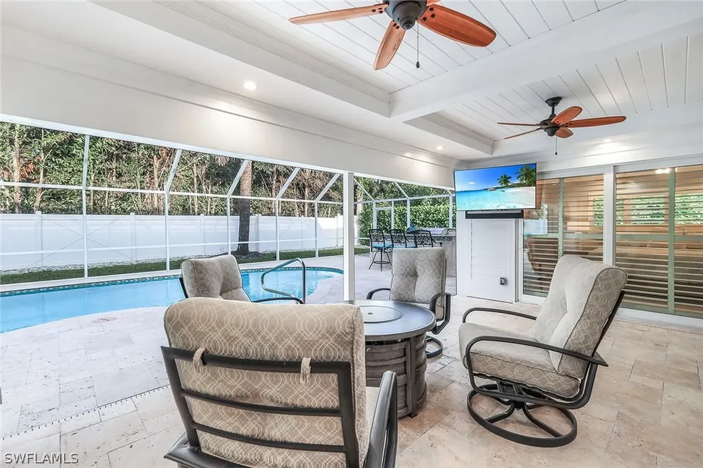 655 Park Shore Drive Naples FL 34103
