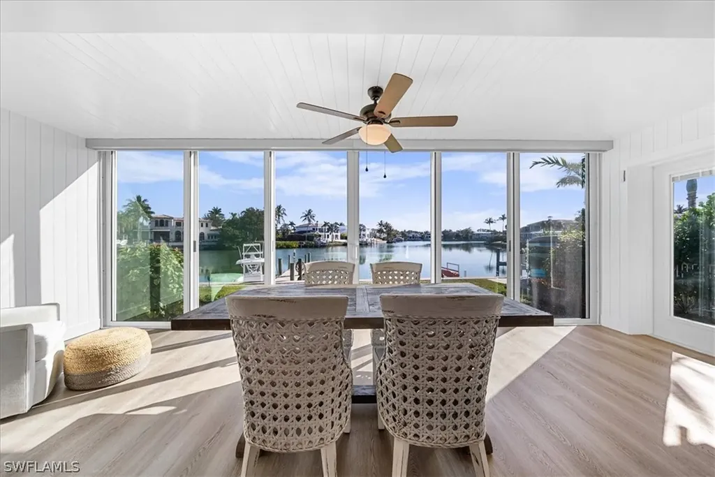 Naples FL, 1910 Gulf Shore Boulevard N, Unit 107