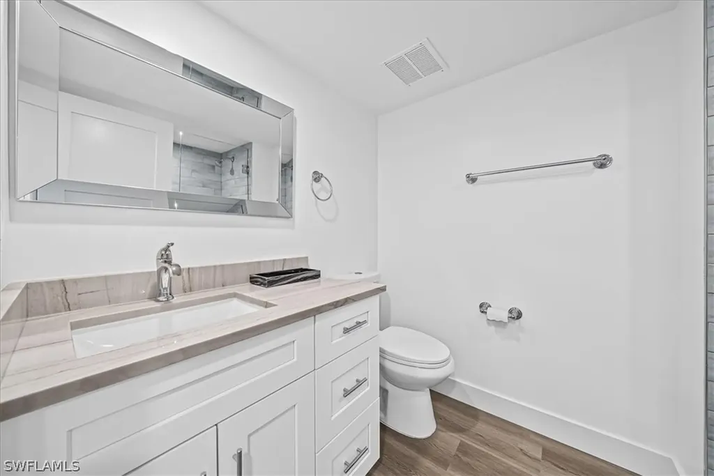 1910 Gulf Shore Boulevard N Naples FL 34102