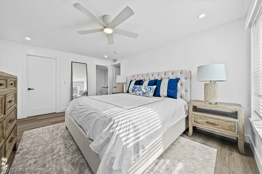 1910 Gulf Shore Boulevard N Naples FL 34102