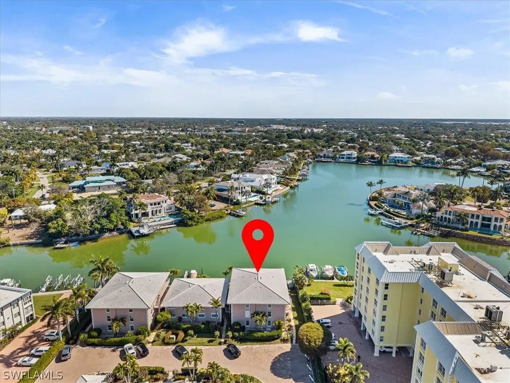 1910 Gulf Shore Boulevard N Naples FL 34102