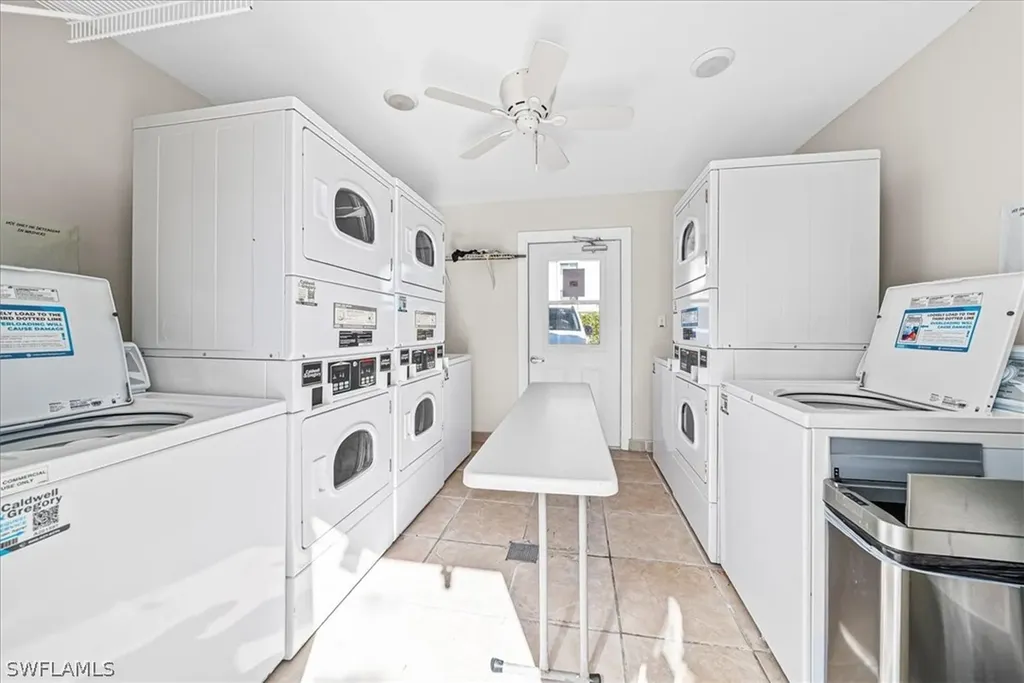 1910 Gulf Shore Boulevard N Naples FL 34102