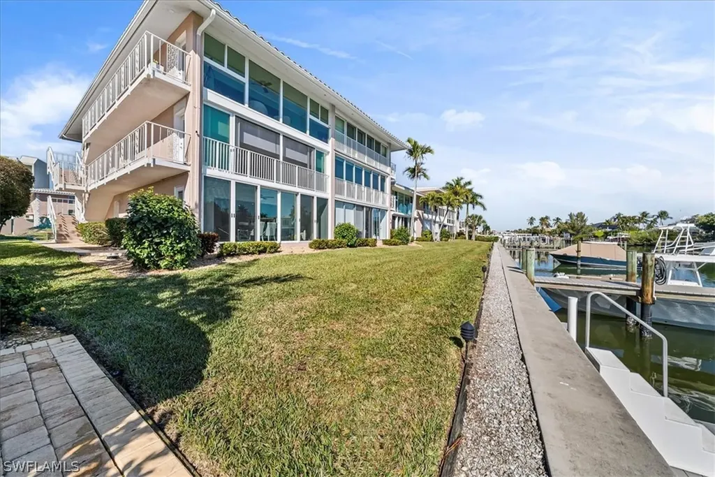 1910 Gulf Shore Boulevard N Naples FL 34102