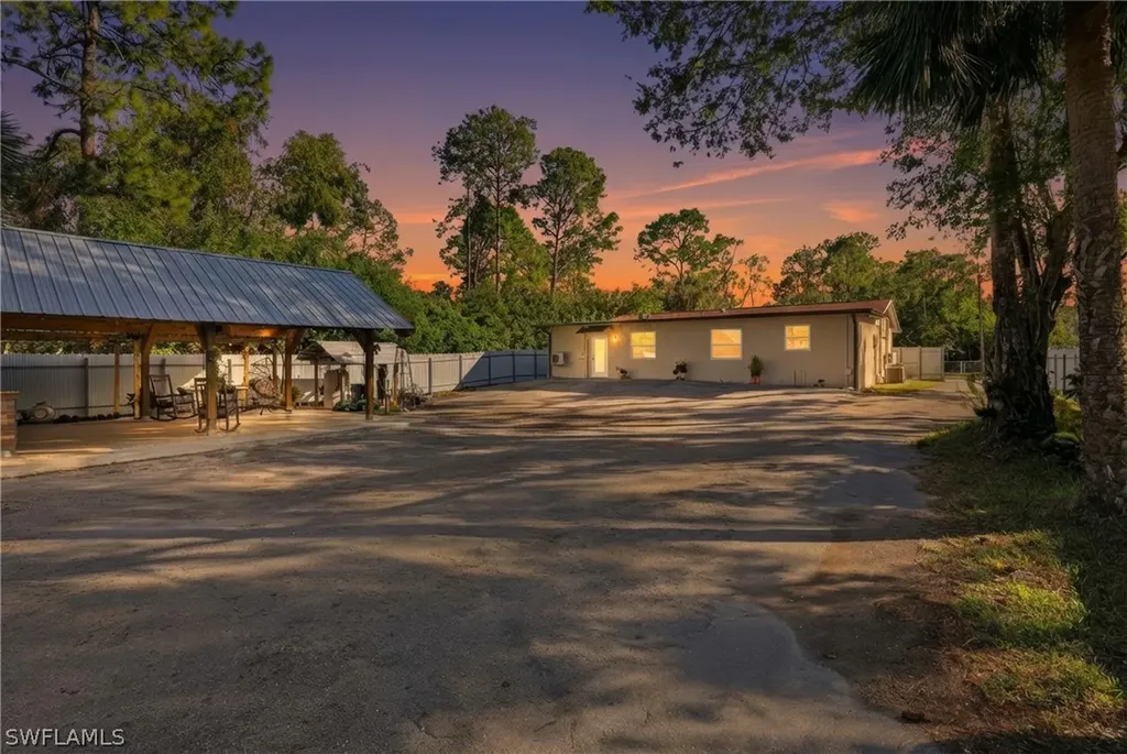 6005 Star Grass Lane Naples FL 34116