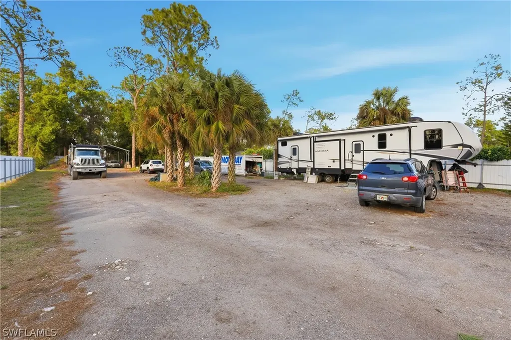 6005 Star Grass Lane Naples FL 34116