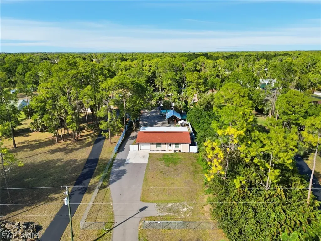 6005 Star Grass Lane Naples FL 34116
