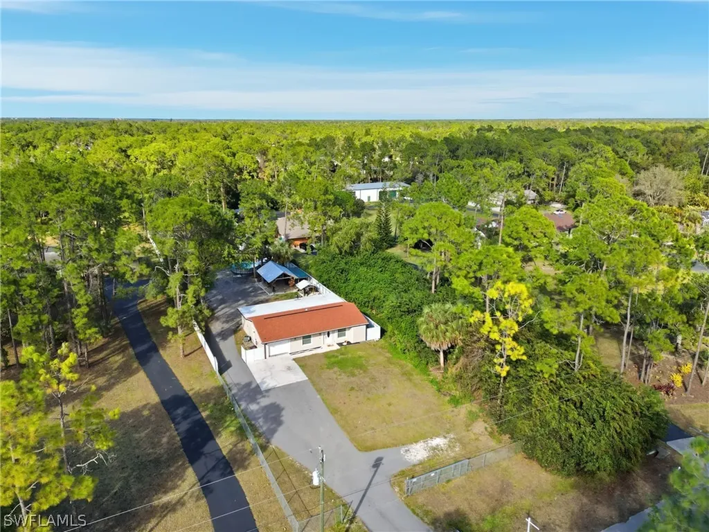 6005 Star Grass Lane Naples FL 34116