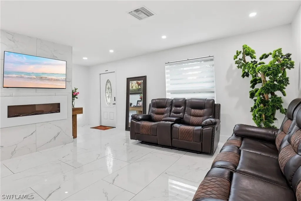 6005 Star Grass Lane Naples FL 34116