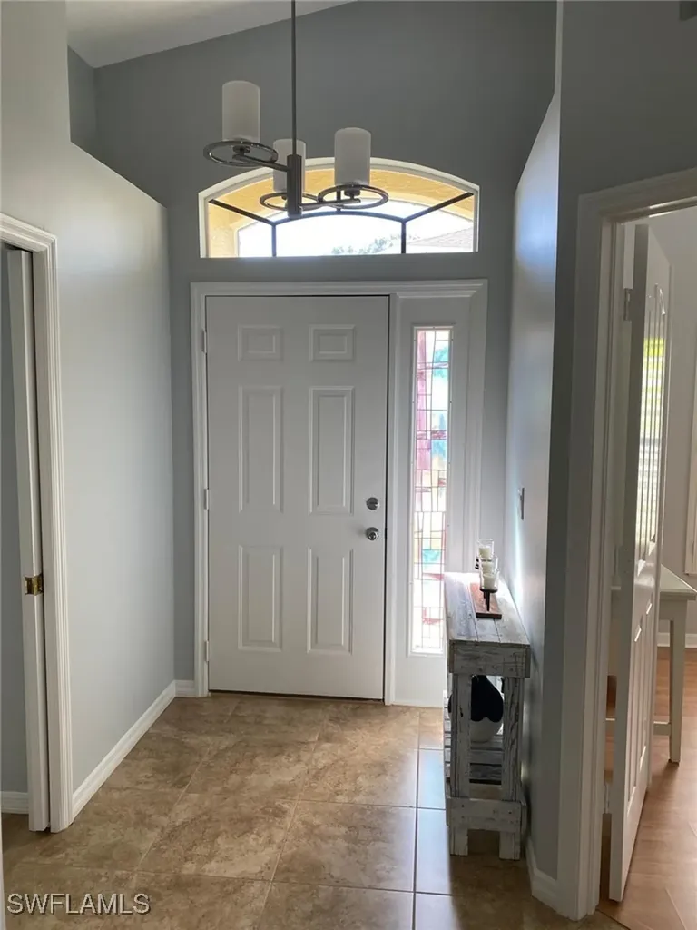 5301 Whitten Drive Naples FL 34104