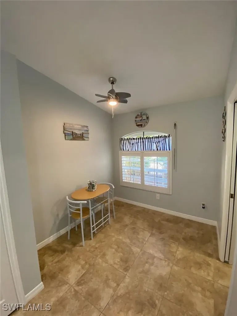 5301 Whitten Drive Naples FL 34104