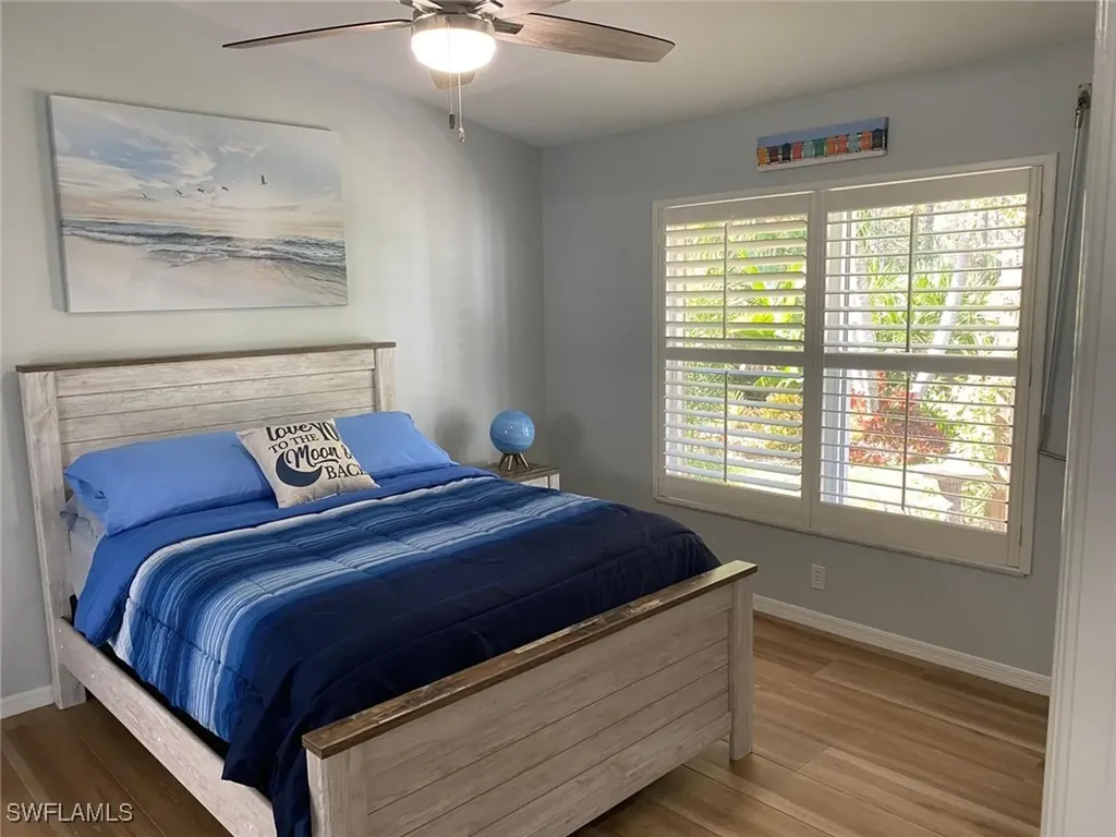 5301 Whitten Drive Naples FL 34104