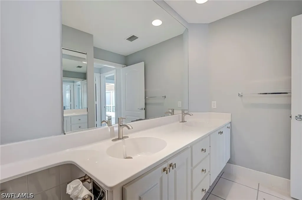 4852 Lasqueti Way Naples FL 34119