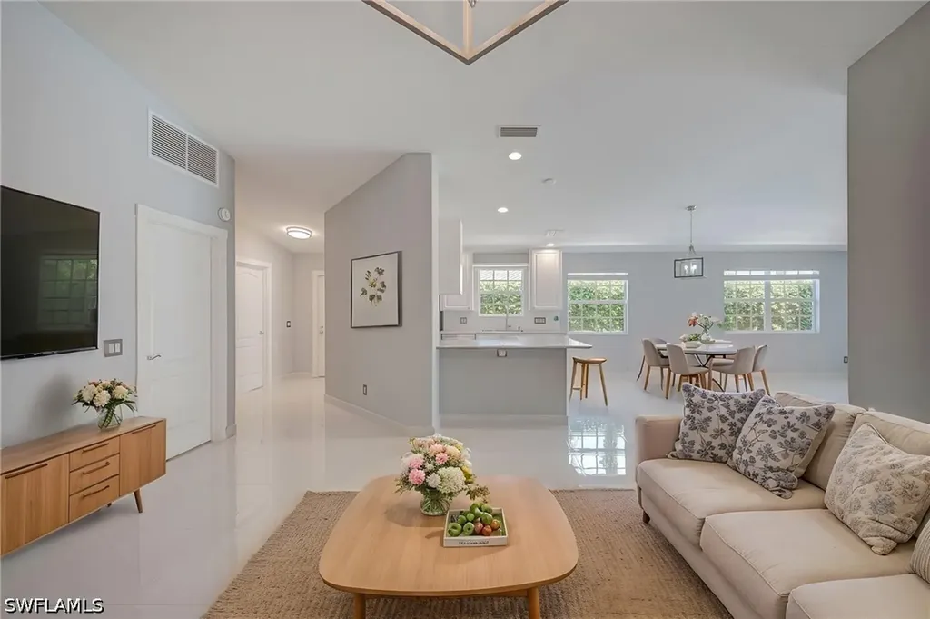 4852 Lasqueti Way Naples FL 34119