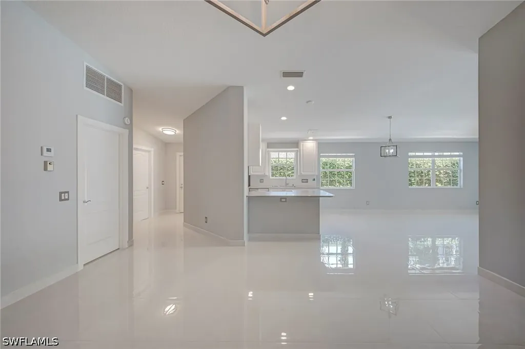 4852 Lasqueti Way Naples FL 34119