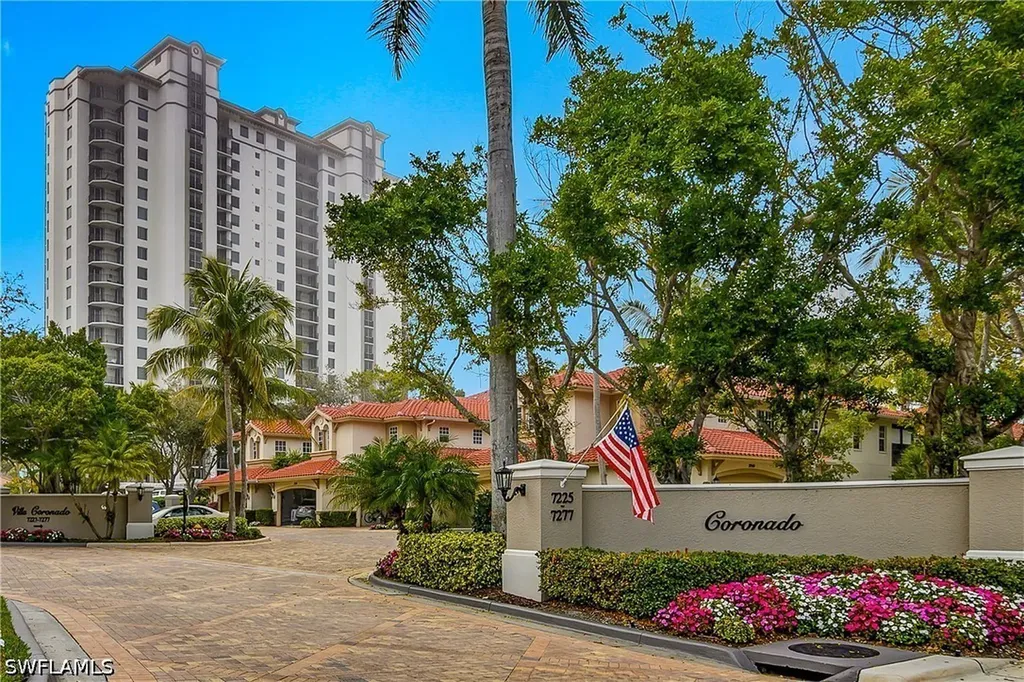 7225 Pelican Bay Boulevard Naples FL 34108
