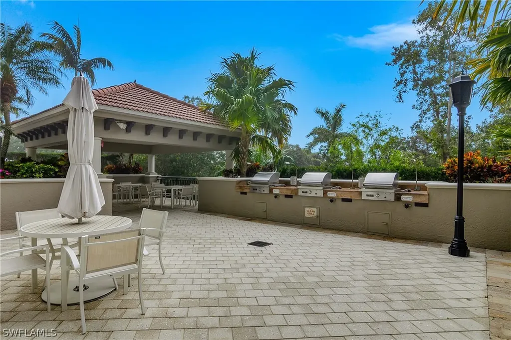 7225 Pelican Bay Boulevard Naples FL 34108