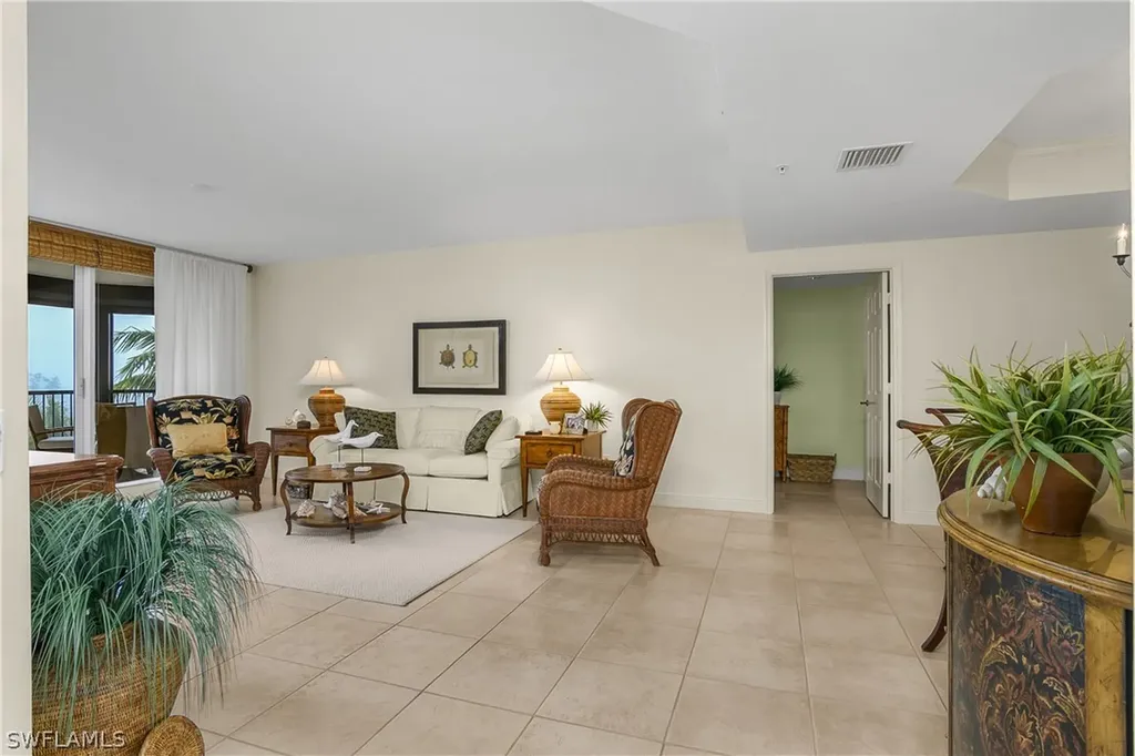 7225 Pelican Bay Boulevard Naples FL 34108