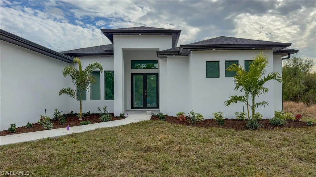 3302 64th NE Avenue Naples FL 34120
