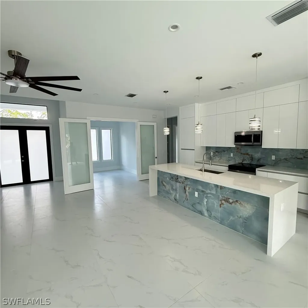 3302 64th NE Avenue Naples FL 34120